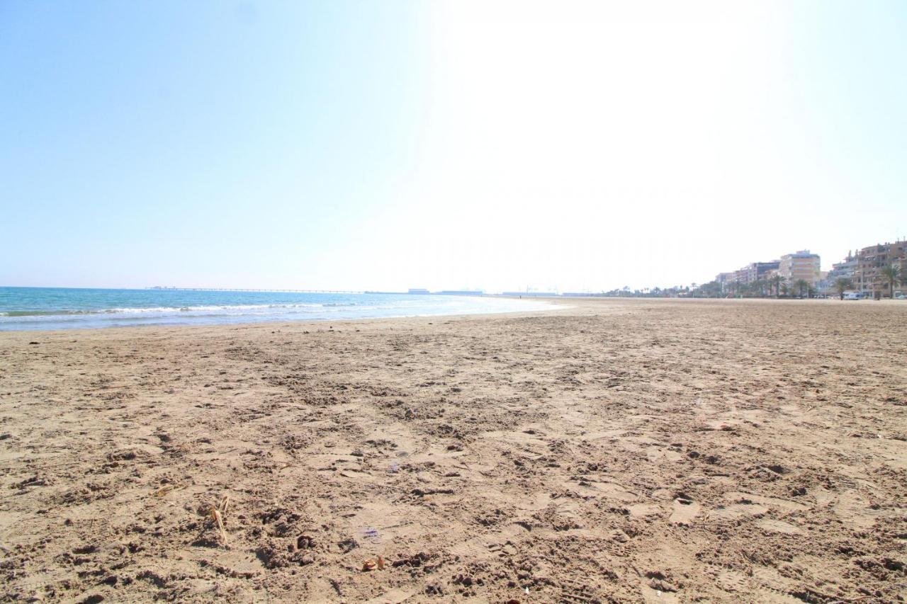 Global Properties, Apartamento A 200M De La Playa De Puerto De Sagunto Luaran gambar